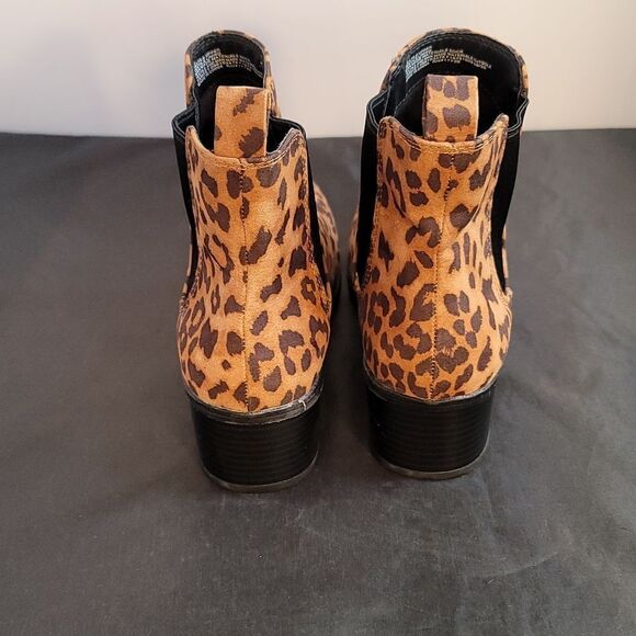 BRAND NEW NEW DAY FAUX SUEDE LEOPARD PRINT ANKLE BOOTS - Picture 12 of 15